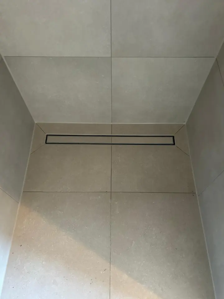 Badkamer project 5 - kitwerk door Kitwerkvernieuwen.nl in Veghel, Noord-Brabant